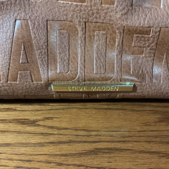 Steve Madden - Flax Crossbody Tote